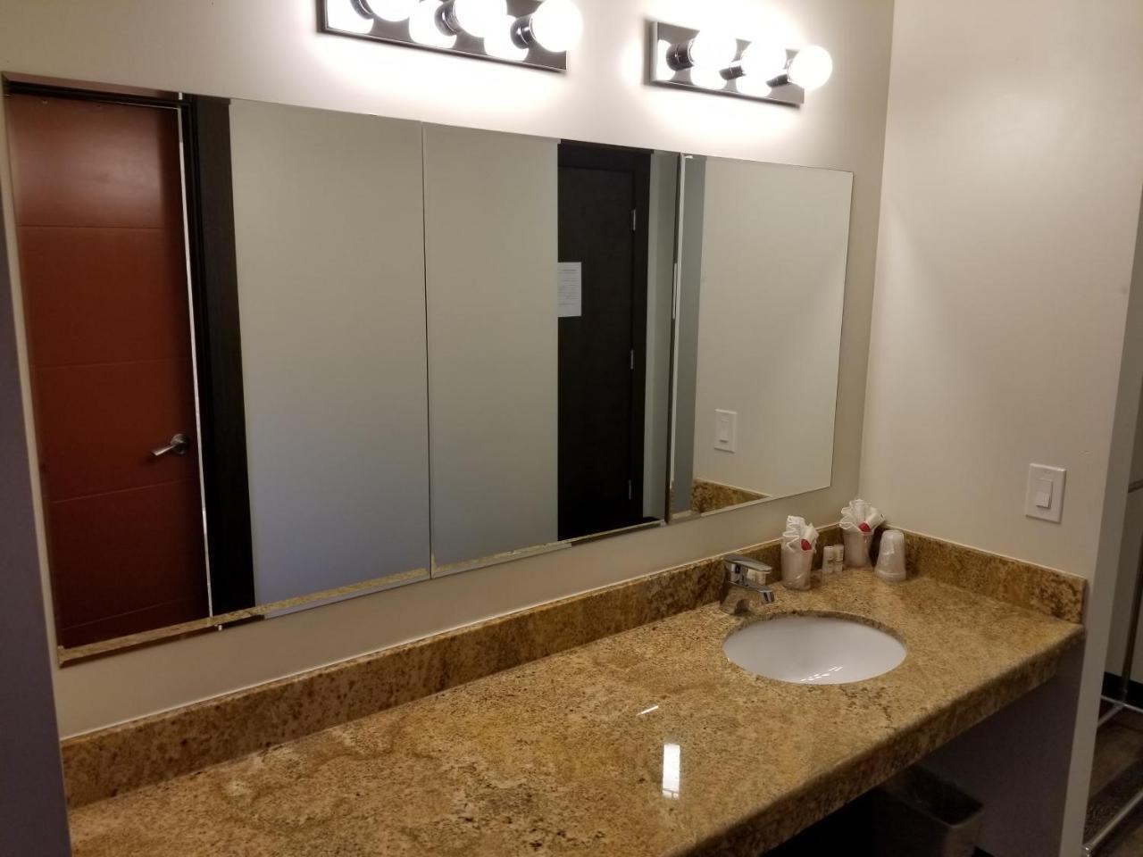 Best Lynnwood Inn Εξωτερικό φωτογραφία