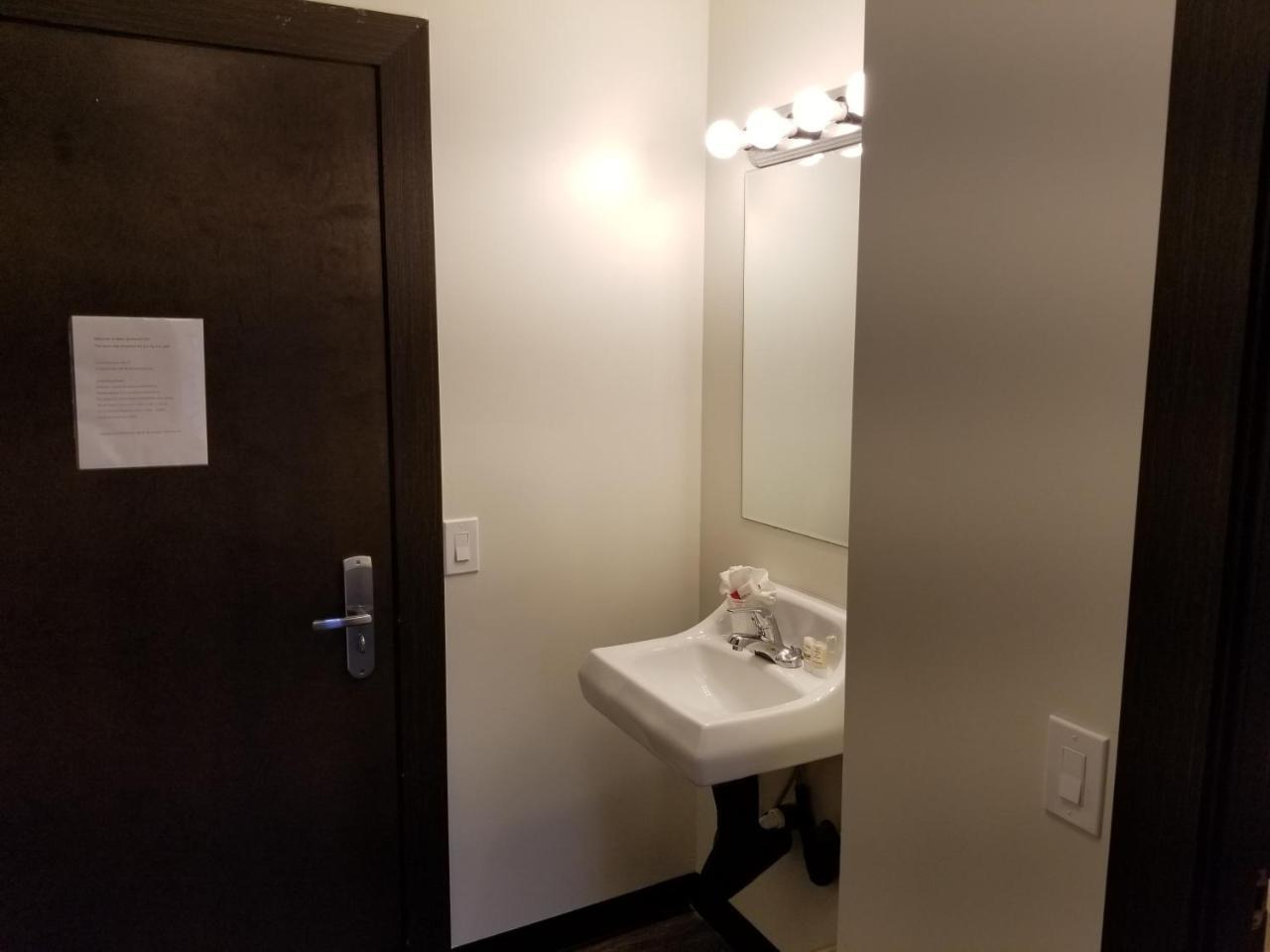 Best Lynnwood Inn Εξωτερικό φωτογραφία