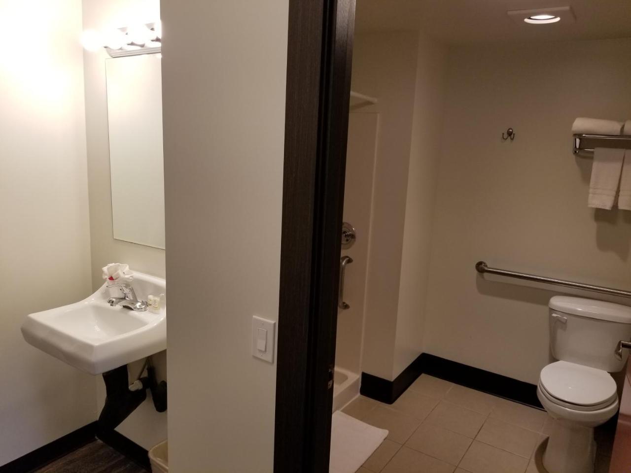 Best Lynnwood Inn Εξωτερικό φωτογραφία